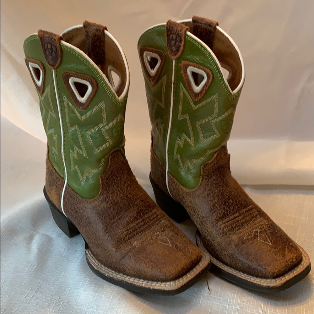 Ariat Boys cowboy boots